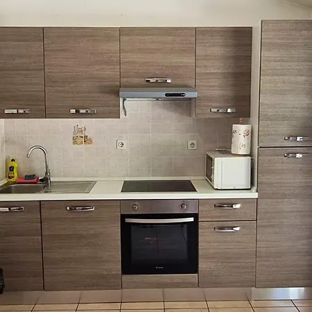 Samblic Apartment *