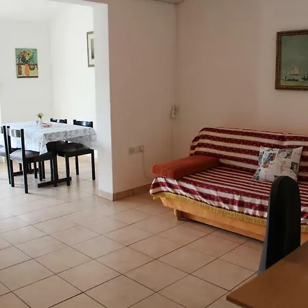 Samblic Apartment *