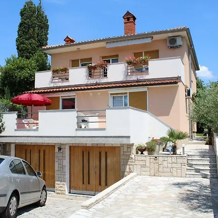 Apartment Samblic *